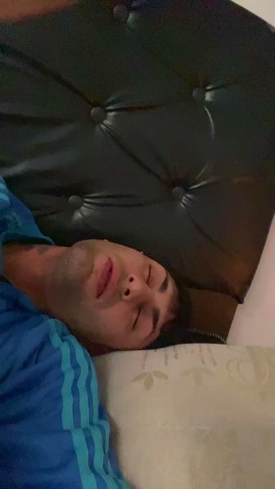 juli625 live cam on Cam4