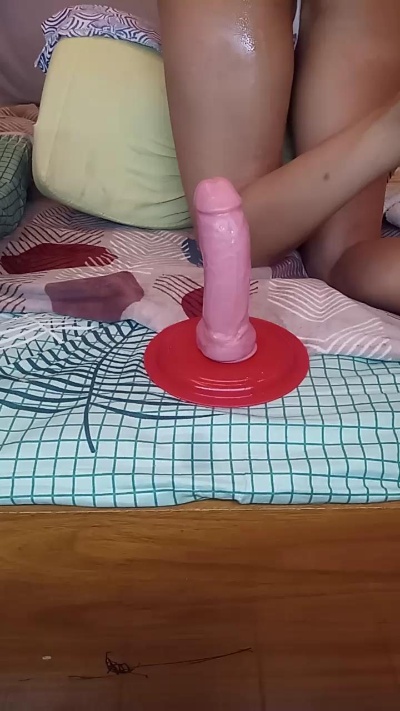 julia5 live cam on Cam4