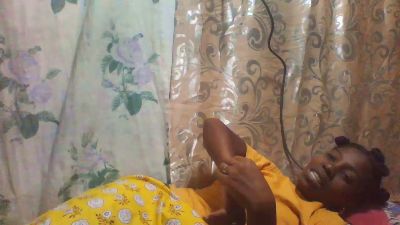 juliahchoco live cam on Cam4