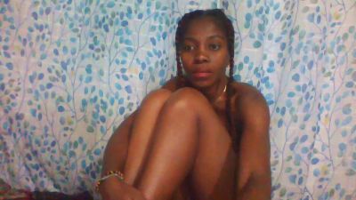 juliahchoco live cam on Cam4