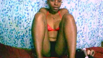 juliahchoco live cam on Cam4