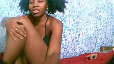 juliahchoco live cam on Cam4