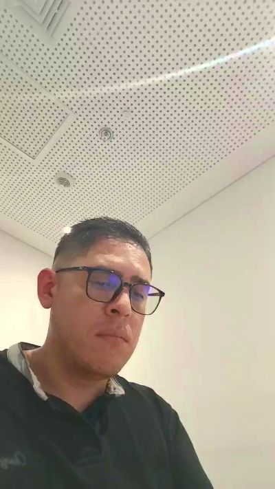 julian9113sexy live cam on Cam4