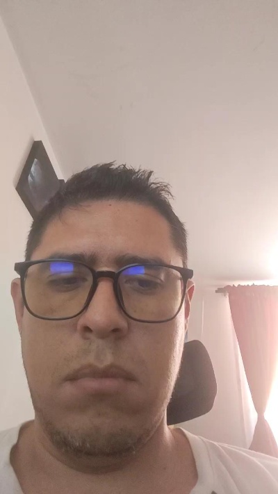 julian9113sexy live cam on Cam4