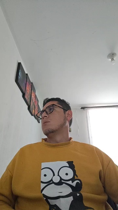 julian9113sexy live cam on Cam4