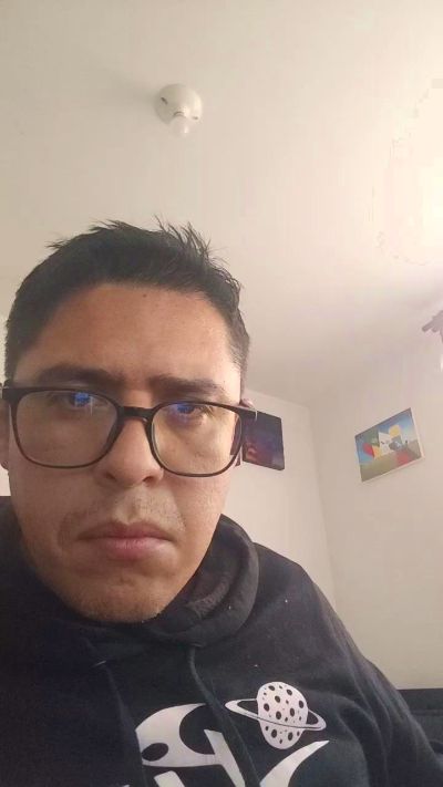 julian9113sexy live cam on Cam4