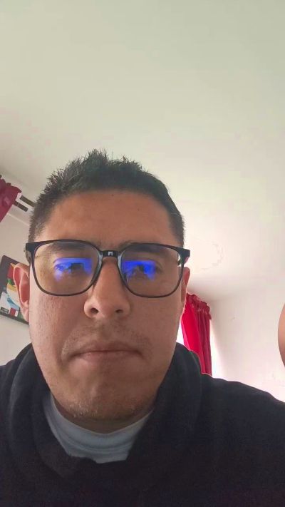 julian9113sexy live cam on Cam4