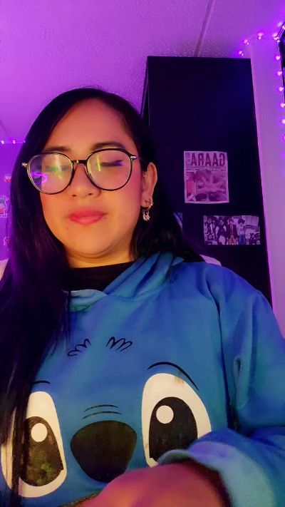 julibella_swee4 live cam on Cam4
