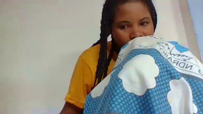 julie349 live cam on Cam4