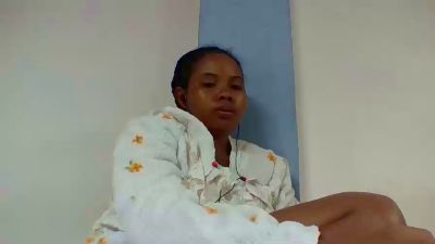 julie349 live cam on Cam4