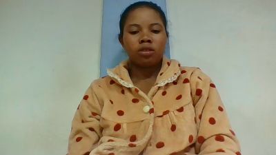 julie349 live cam on Cam4