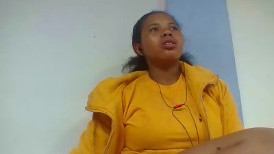 julie349 live cam on Cam4