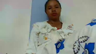 julie349 live cam on Cam4