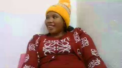 julie349 live cam on Cam4