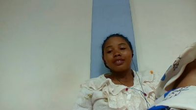 julie349 live cam on Cam4