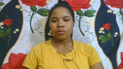 julie349 live cam on Cam4