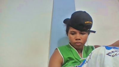 julie349 live cam on Cam4