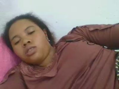 julie349 live cam on Cam4