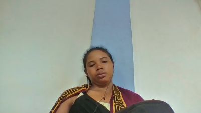 julie349 live cam on Cam4