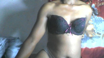juliesexy87 live cam on Cam4