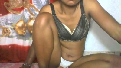 juliesexy87 live cam on Cam4