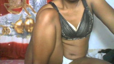 juliesexy87 live cam on Cam4