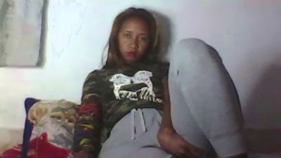 juliesexy87 live cam on Cam4