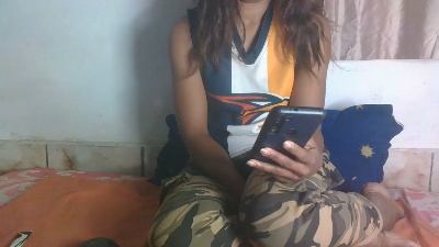 juliesexy87 live cam on Cam4