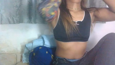 juliesexy87 live cam on Cam4
