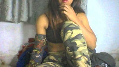 juliesexy87 live cam on Cam4