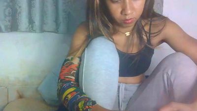 juliesexy87 live cam on Cam4