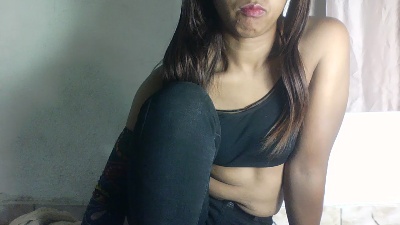juliesexy87 live cam on Cam4