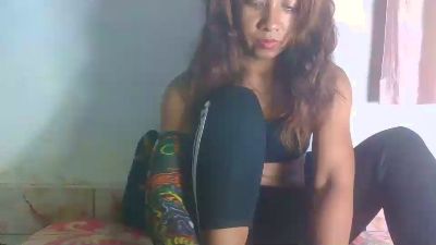 juliesexy87 live cam on Cam4