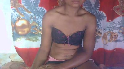 juliesexy87 live cam on Cam4