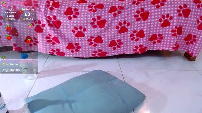 juliette18rose live cam on Cam4