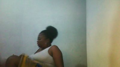 juliette40 live cam on Cam4