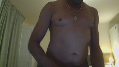 julioceasar3ho2 live cam on Cam4