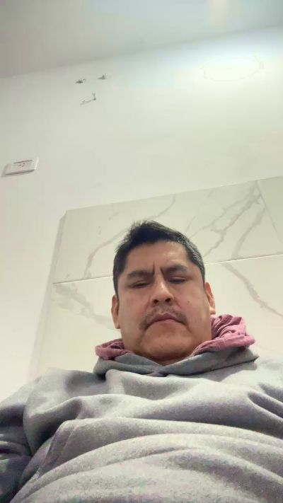 julioesperma live cam on Cam4