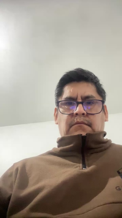 julioesperma live cam on Cam4