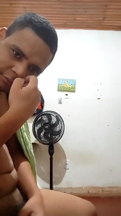 julliorodrigues live cam on Cam4