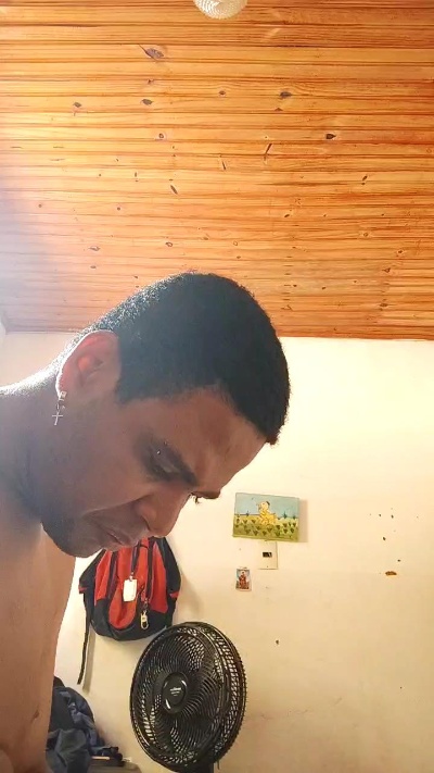 julliorodrigues live cam on Cam4