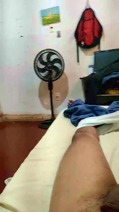 julliorodrigues live cam on Cam4