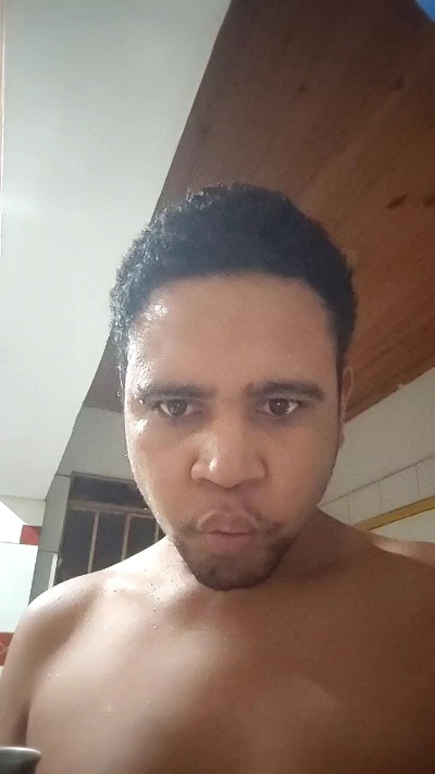 julliorodrigues live cam on Cam4
