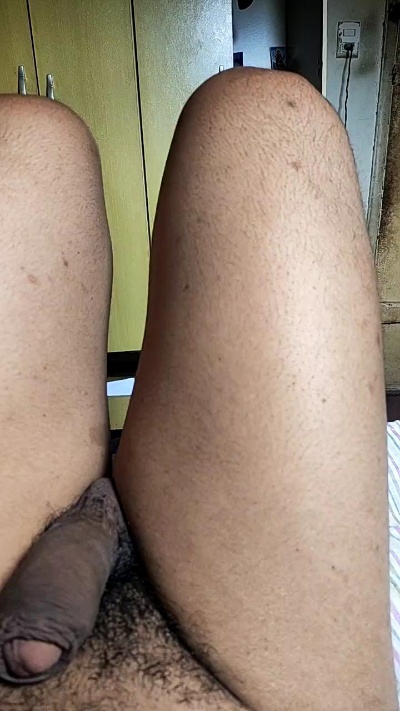 julliorodrigues live cam on Cam4