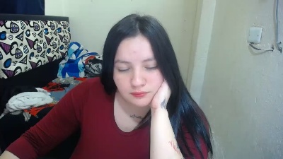 jullymessyy live cam on Cam4