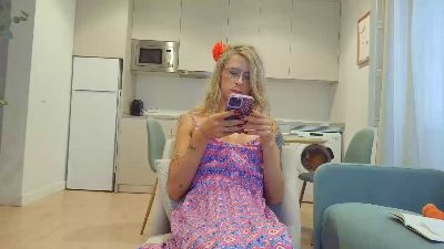 julyfucha336 live cam on Cam4