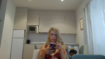 julyfucha336 live cam on Cam4