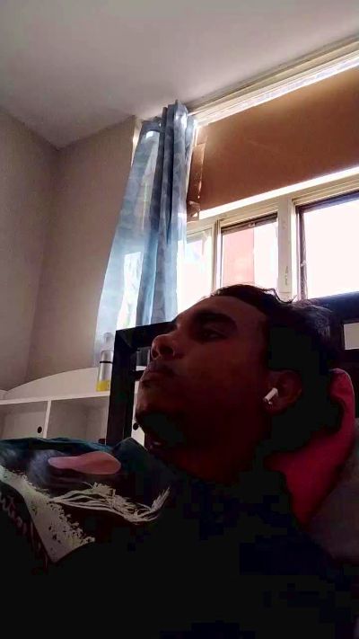 junio6971 live cam on Cam4