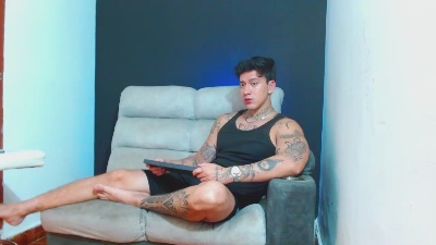 justiin_fuller live cam on Cam4
