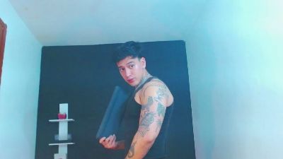justiin_fuller live cam on Cam4